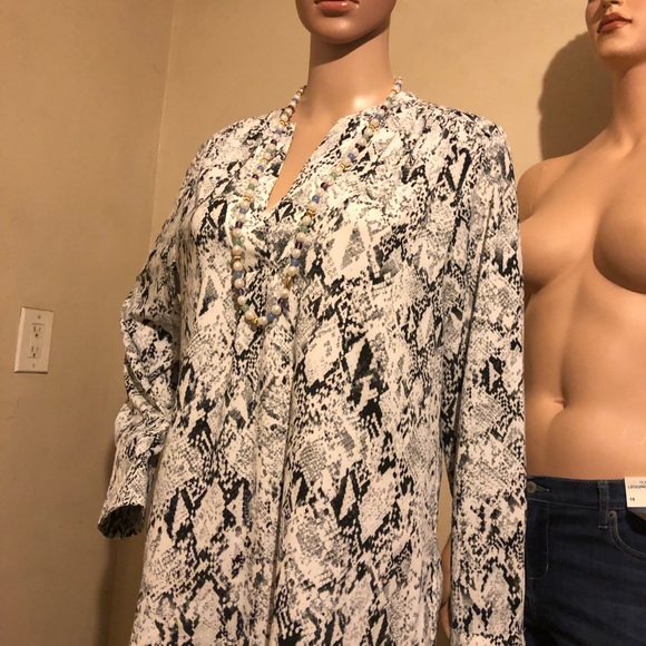 New - Picture 2 of 4